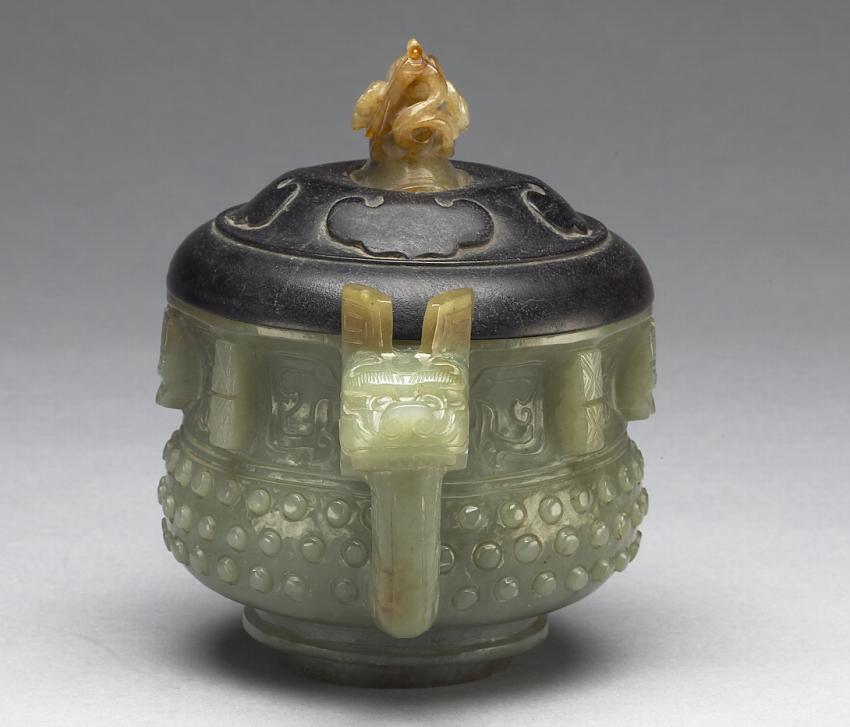 陕西历史博物馆馆藏石峁古城玉器,苏州博物馆馆藏老玉器