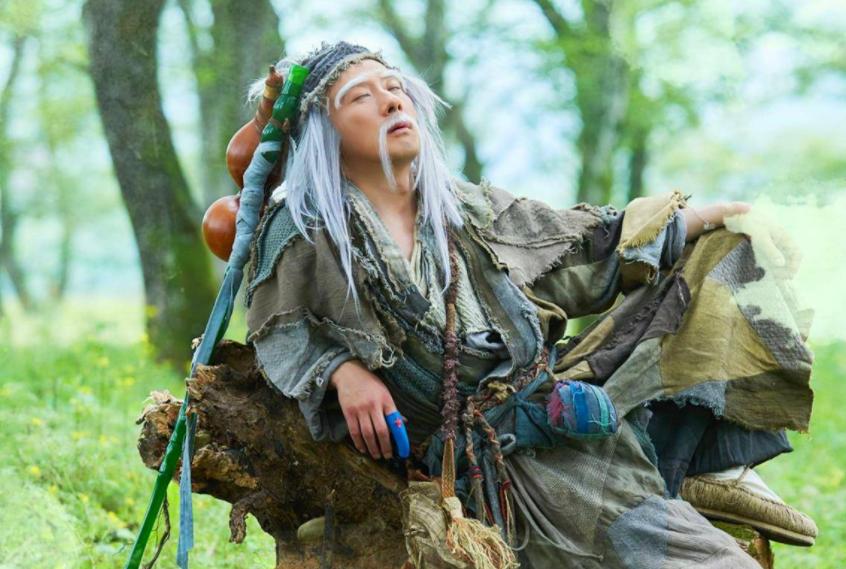 二次华山郭靖能打过裘千仞吗,华山二论谁第一