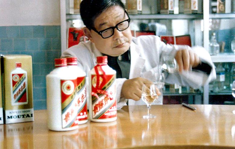 农民自家制散酒,农村的自酿白酒一般多少钱一斤