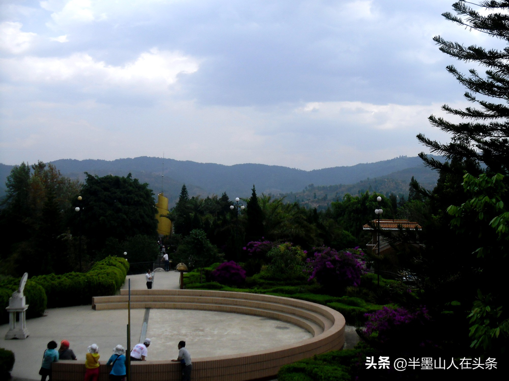 游云南墨江北回归线标志园,墨江县神奇的北回归线标志园