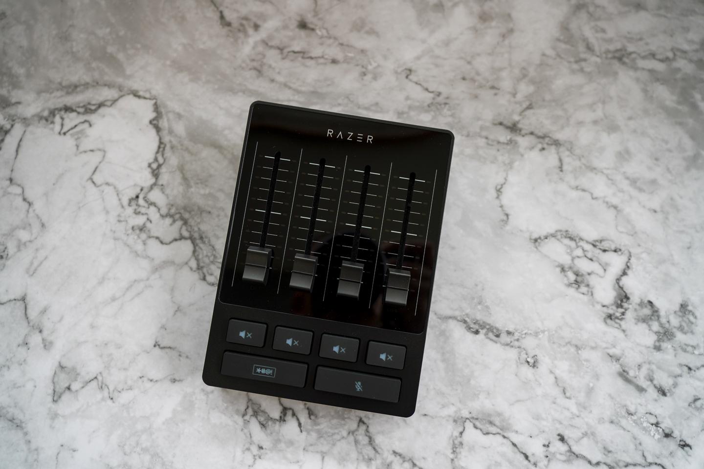 雷蛇魔音海妖v2x怎么接usb,雷蛇魔音海妖麦克风精英版设置