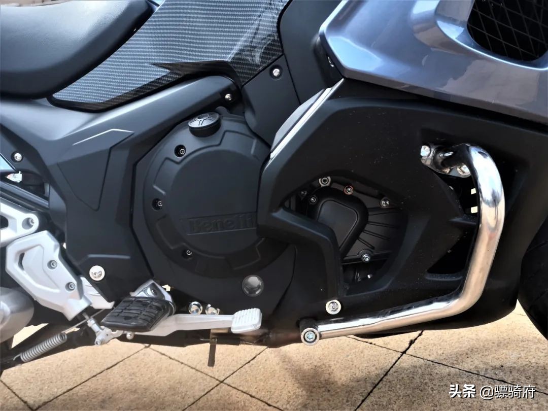 国产小金翼摩托车,国产贝纳利600cc旅行车