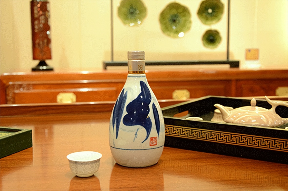 雪花啤酒为何超越青岛啤酒,雪花啤酒在中国有多厉害