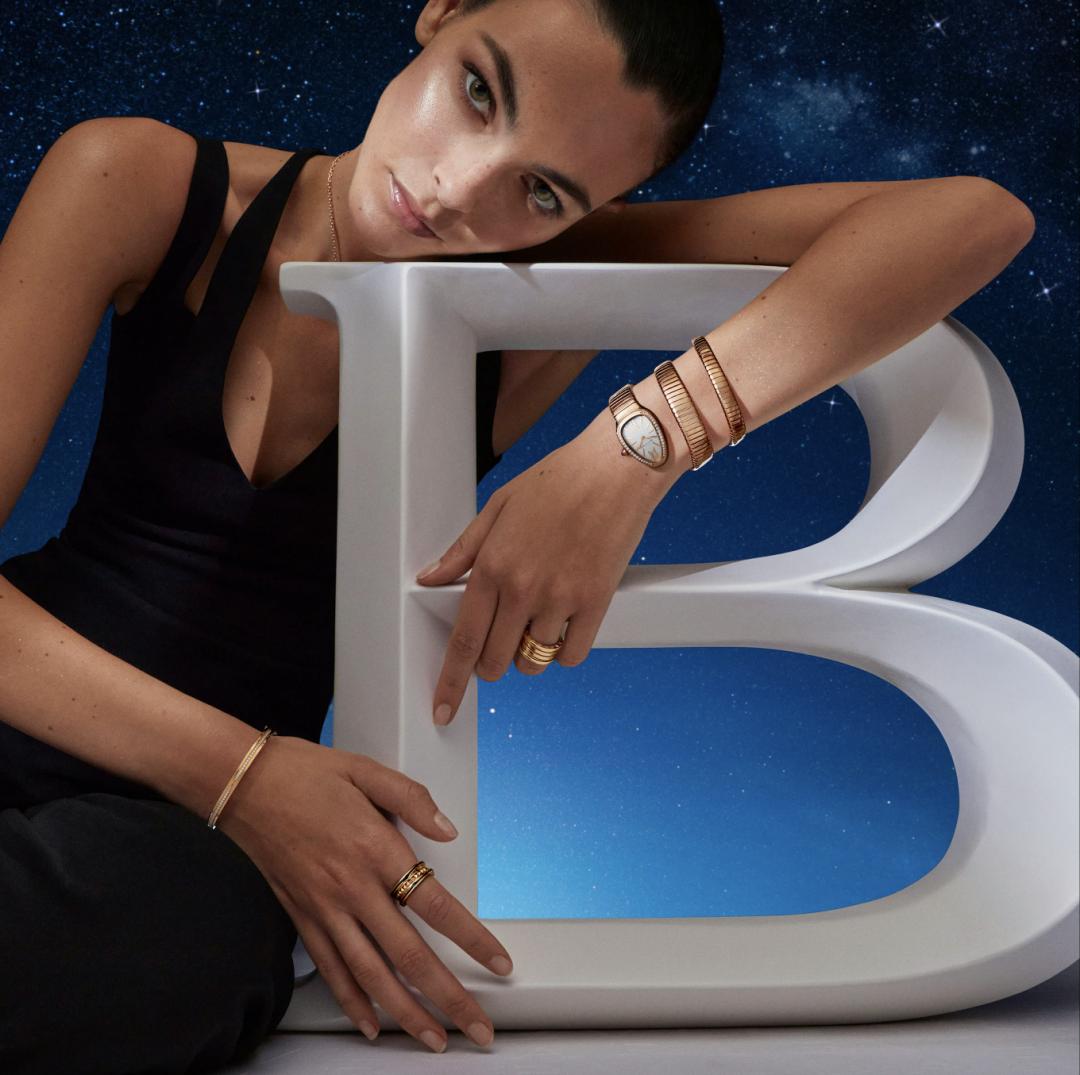 手袋太多珠宝太贵，新的一年不如用腕表犒赏自己