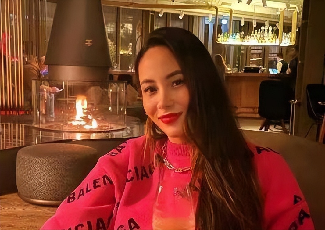 巴西世界杯决赛德国球员太太,巴西太太团亮相世界杯