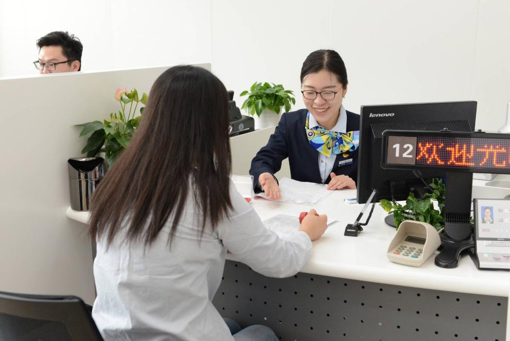 银行存款1000万在中国算什么水平,在中国有100万存款人多吗