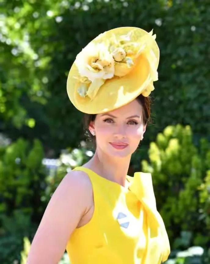 英国皇家赛马会衣服帽子,英国赛马帽子