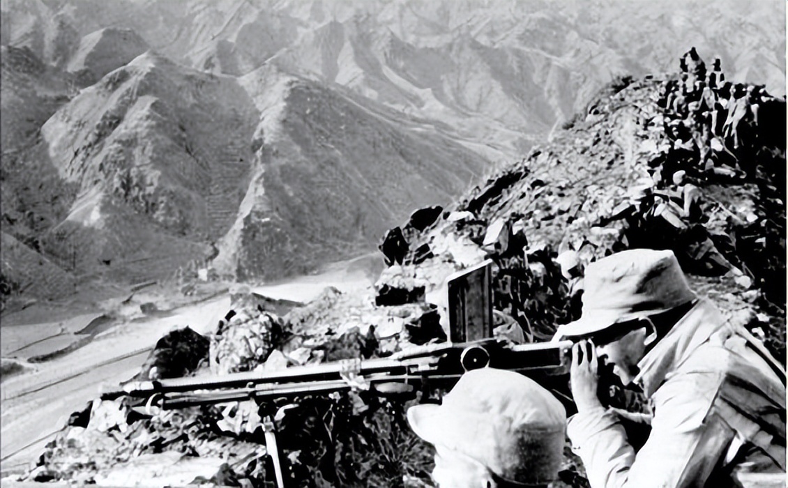 8个团拿不下日军500人，陈赓苦无对策，*伯承刘**提出：日军怕打屁股