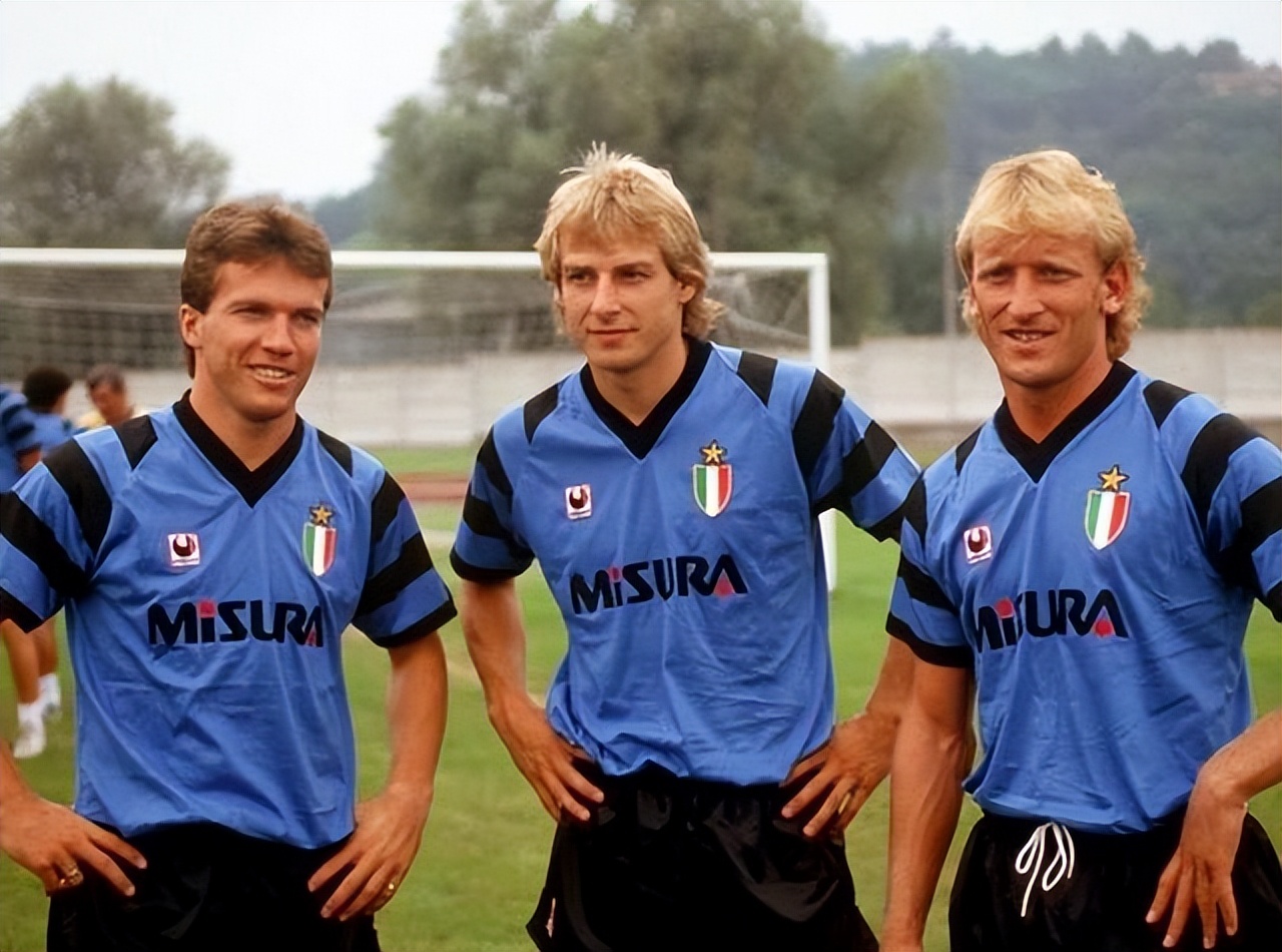 女子足球为什么不火,为啥足球那么火