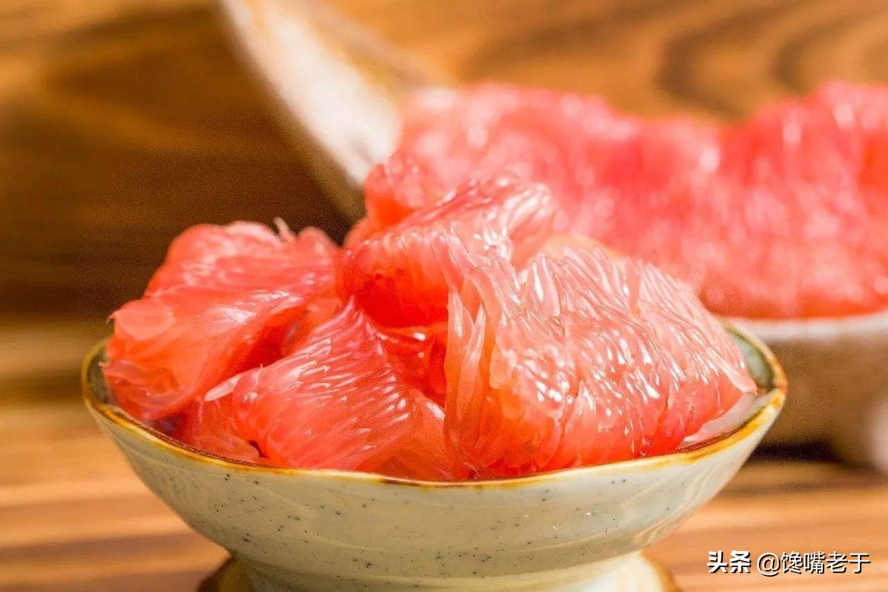 糖分比较低的适合老年人吃的水果,低糖高营养中老年人要多吃