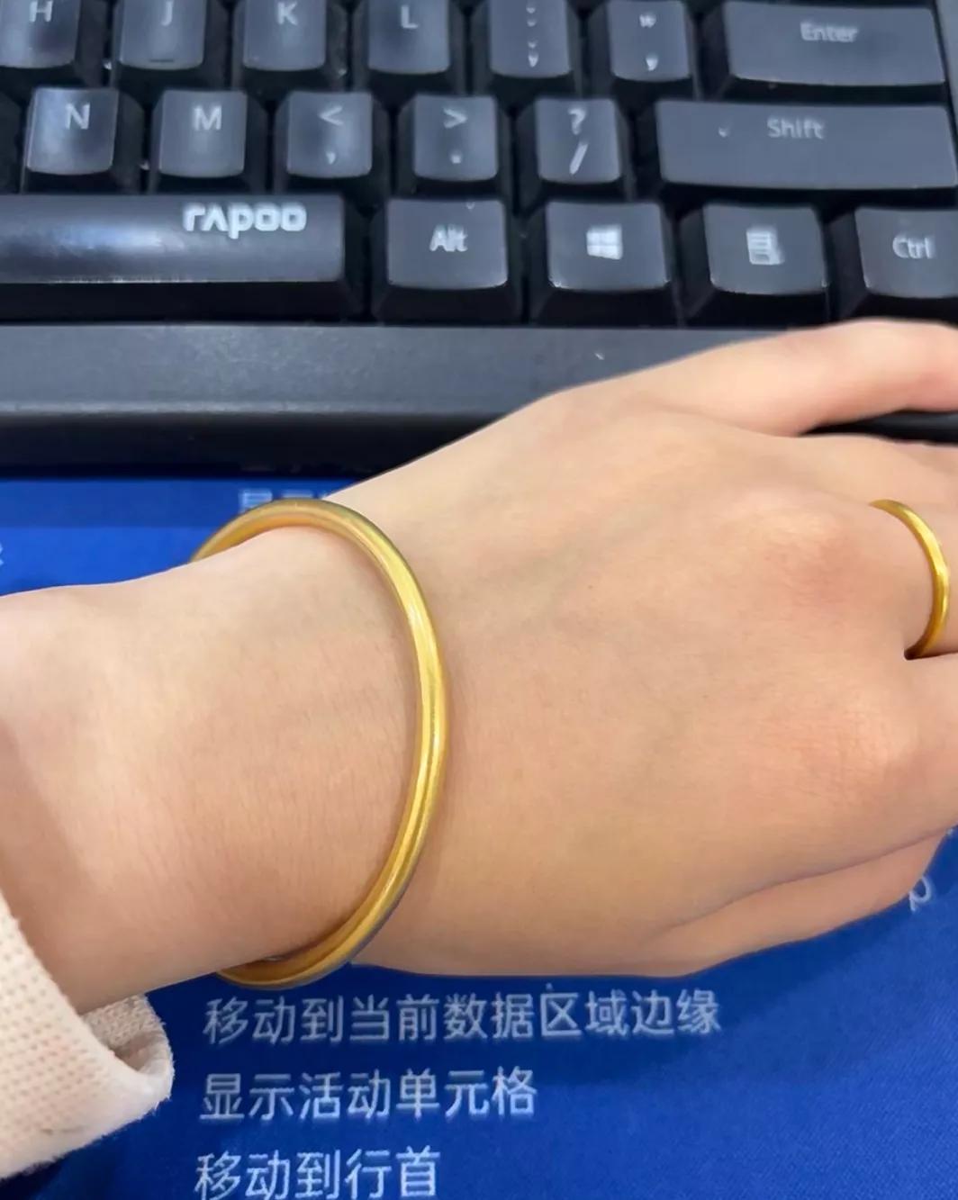 女粉丝买奥迪a6l,女孩瞧不起奥迪a6l