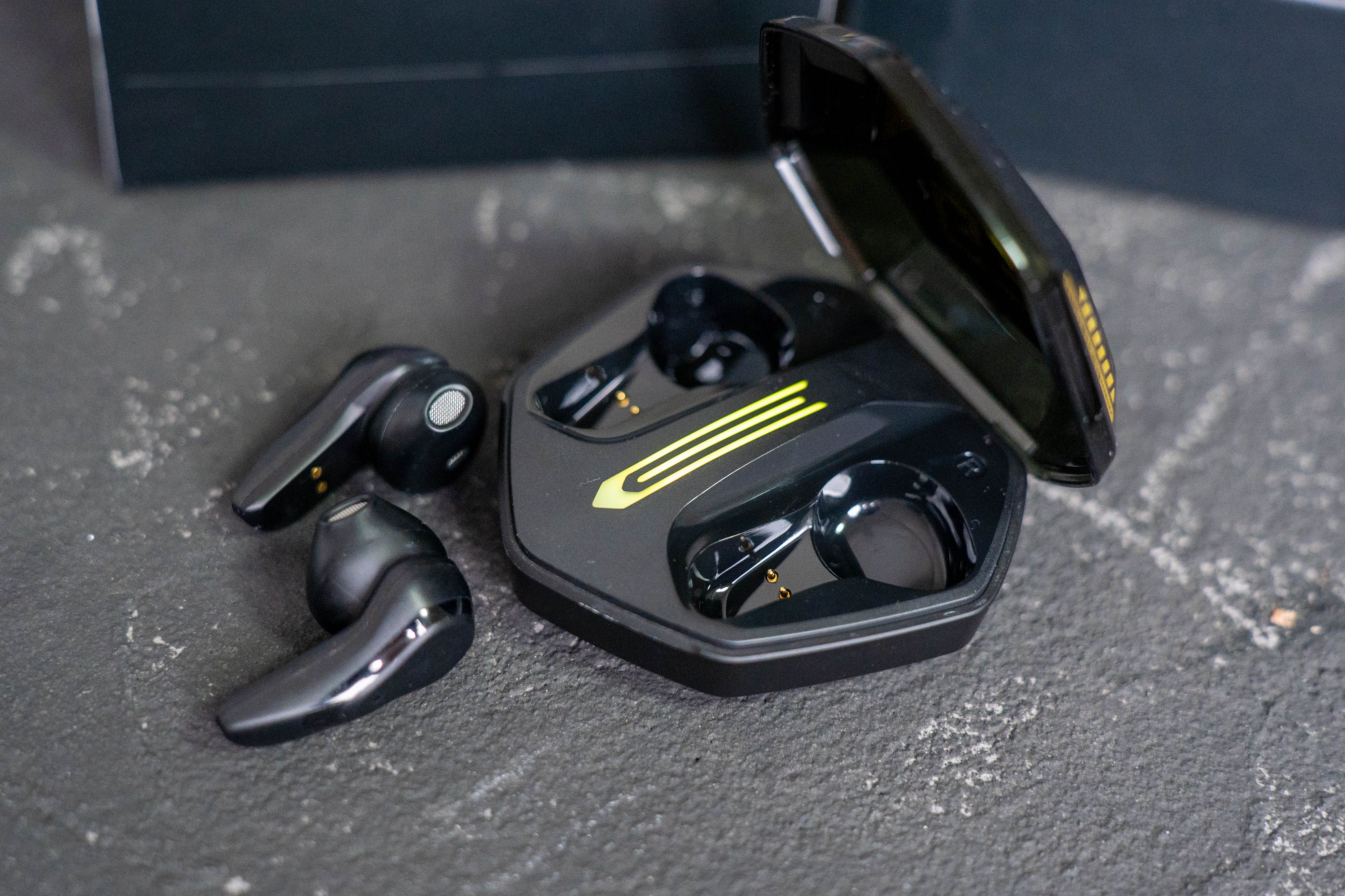 漫步者耳机好还是雷蛇的好,漫步者和雷蛇有什么区别