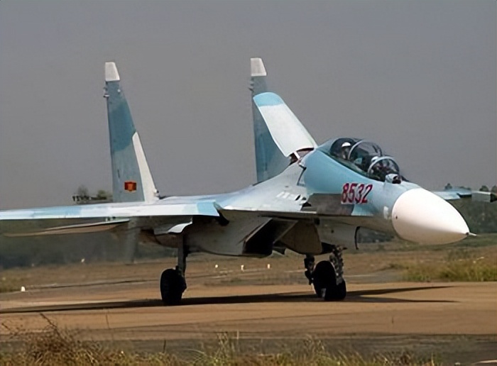 越南空军现役战机合集,越南空军新苏30mk2v战机