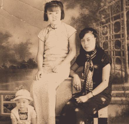 纳粹德国屠杀犹太女人,变态纳粹