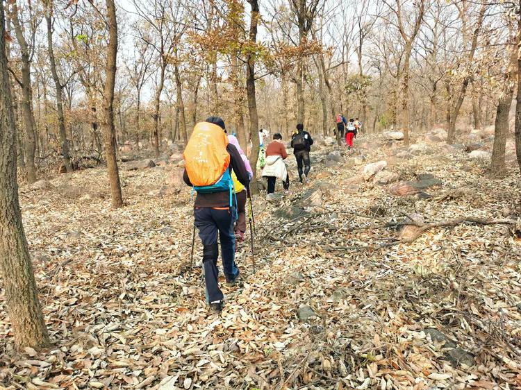 绝壁大梯白云寺,徒步白云寺