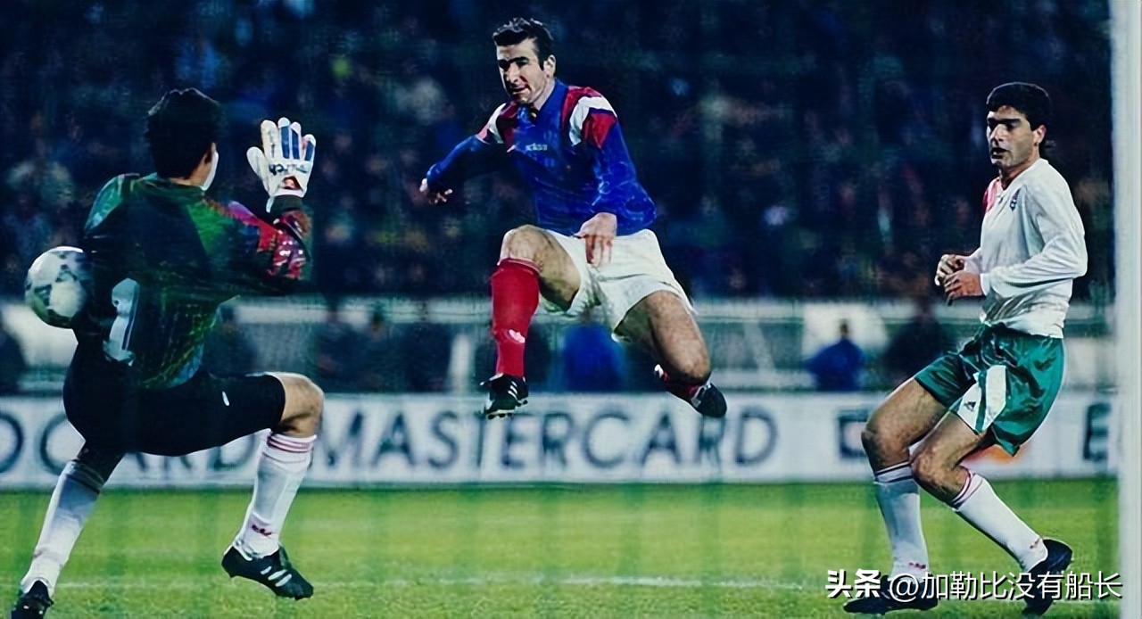 世界足球十大球星退役,世界十大退役球星排名