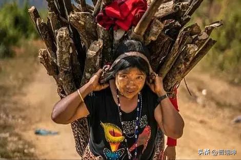 一个“纯女性”部落，没有一个男性，她们是如何繁衍的？