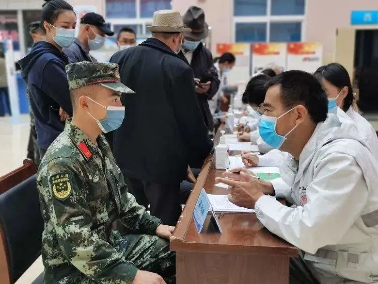 军队医疗最新政策父母看病流程,军人家庭医疗待遇保障新政策全文