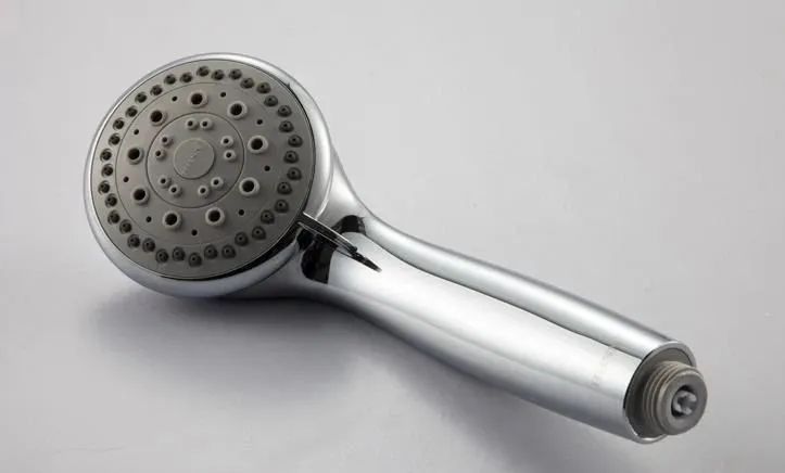 花洒堵住了怎么去除,花洒管子堵住了怎么办