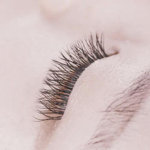 嫁接美睫的时候睫毛空缺怎么处理,美睫嫁接后为什么7到10天内补睫毛