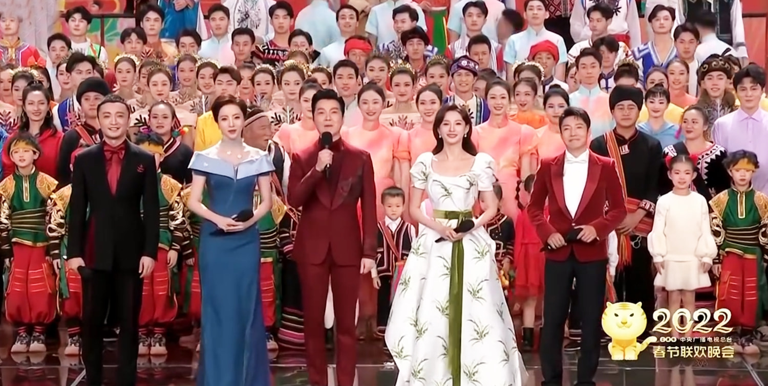央视春晚主持人阵容官宣国际版,央视春晚主持人团队官宣