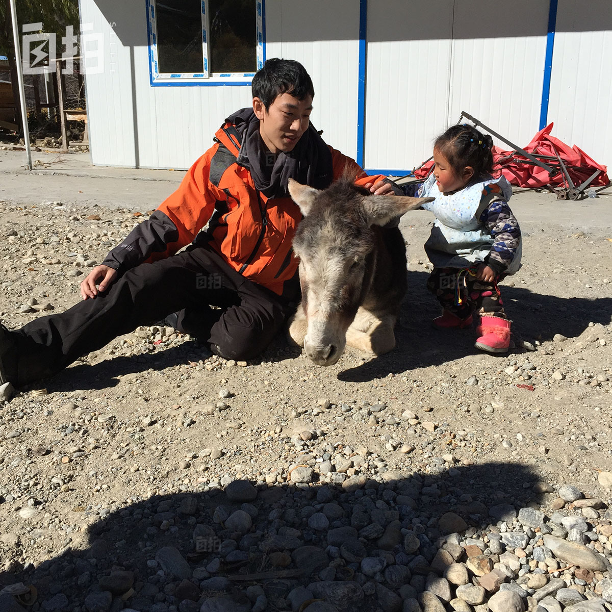 我，国内年薪80万，赔光积蓄后到国外当维修工，一天最多挣4000块