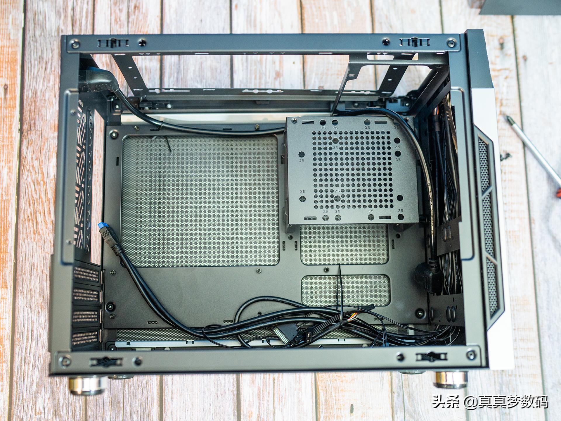 时隔三年再装机：攒了一台12代i7小钢炮主机，等显卡降价