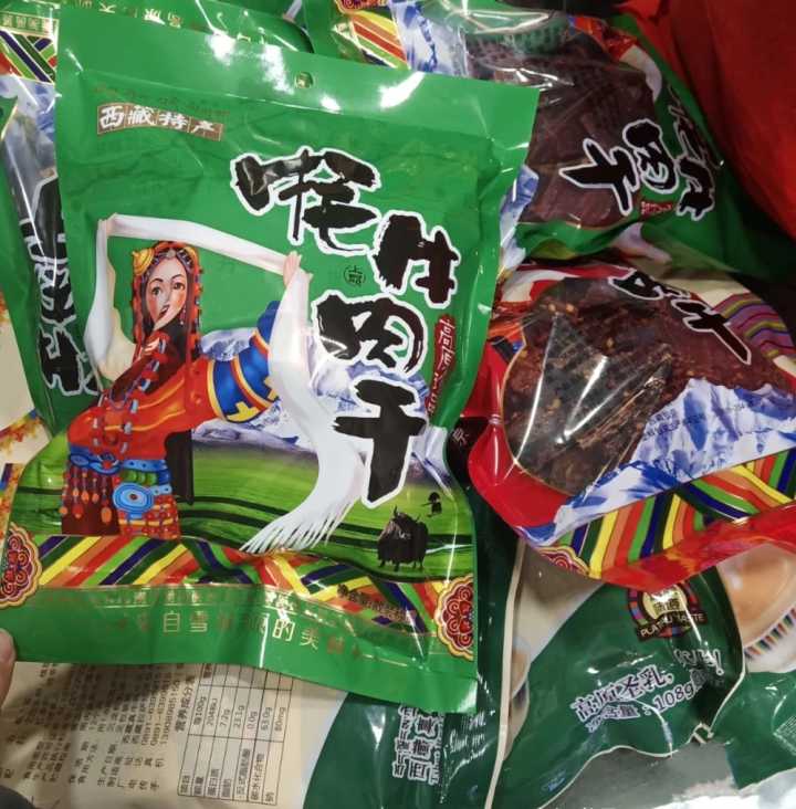 适合囤在宿舍的零食有哪些,学生党必备平价零食有哪些