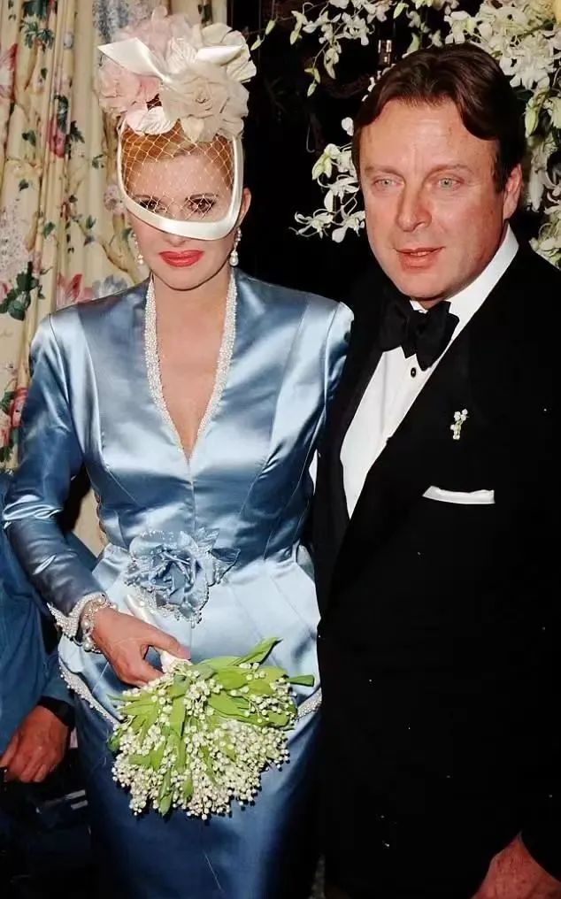 豪门启示录||两任前妻两种驭夫术，做阿尔法大富豪太太有胜者么？