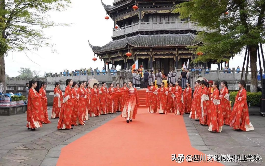 2023四川文化传媒职业学院学费,四川文化传媒职业学院招生的简章