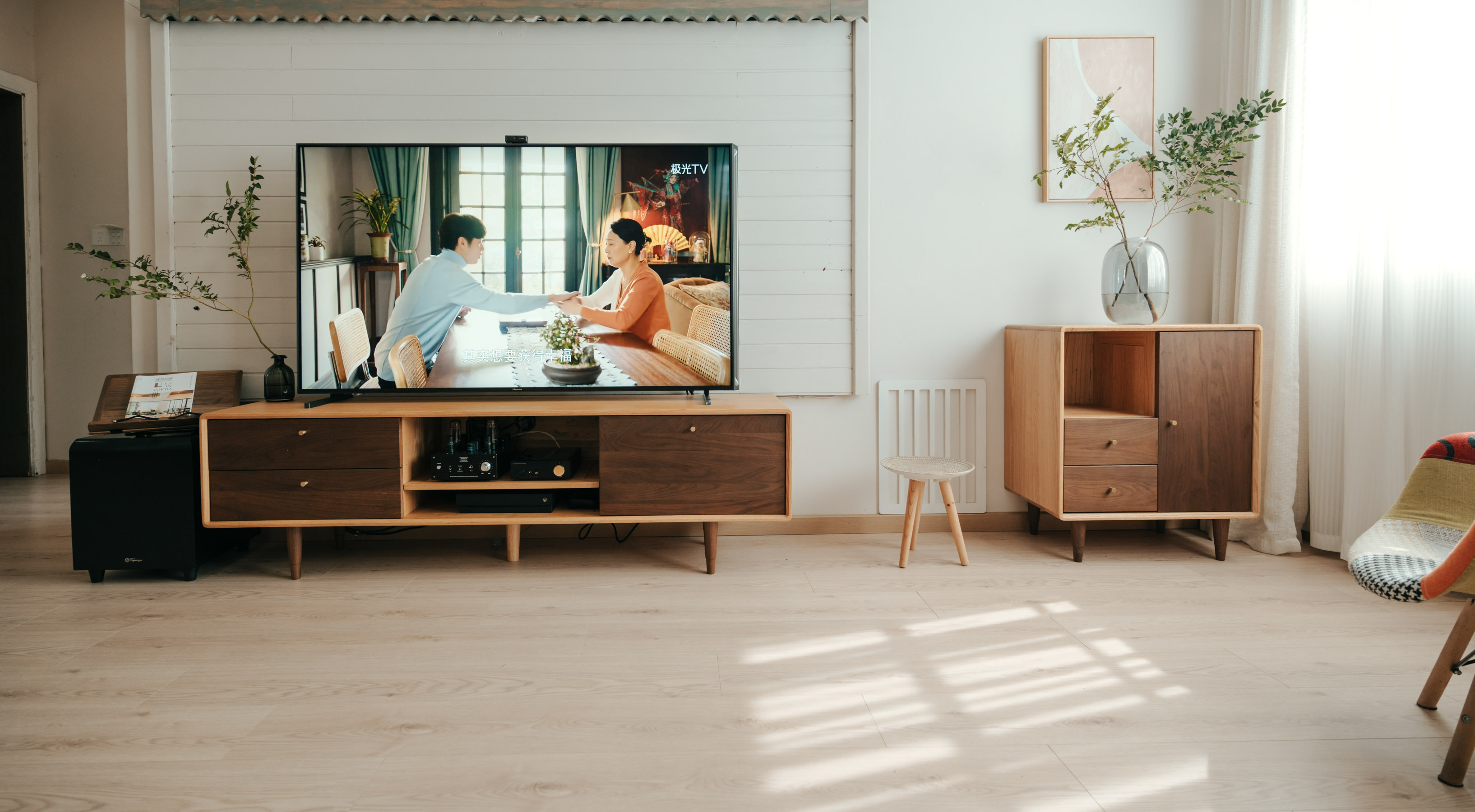 海信u8h电视怎么看配置,海信u8h是目前最好的电视吗