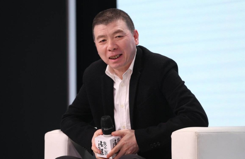 娱乐圈又爆一大瓜，徐帆收养的女儿，竟是冯小刚的“私生女”