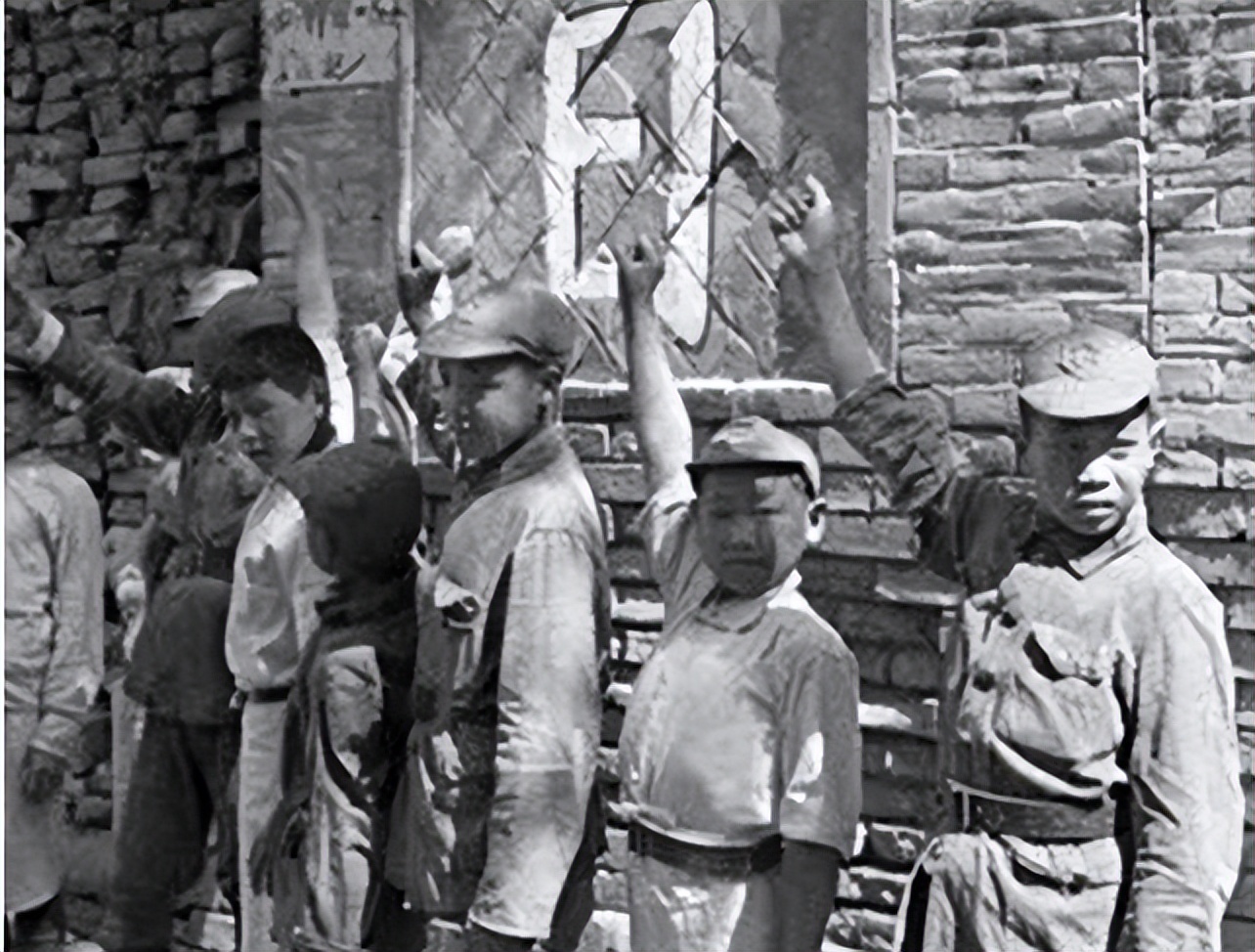 现实中的小兵张嘎视频,抗日英雄小兵张嘎故事视频