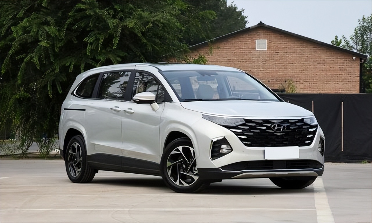 现代库斯途和别克gl8选哪一个,库斯途和gl8哪个零百加速快