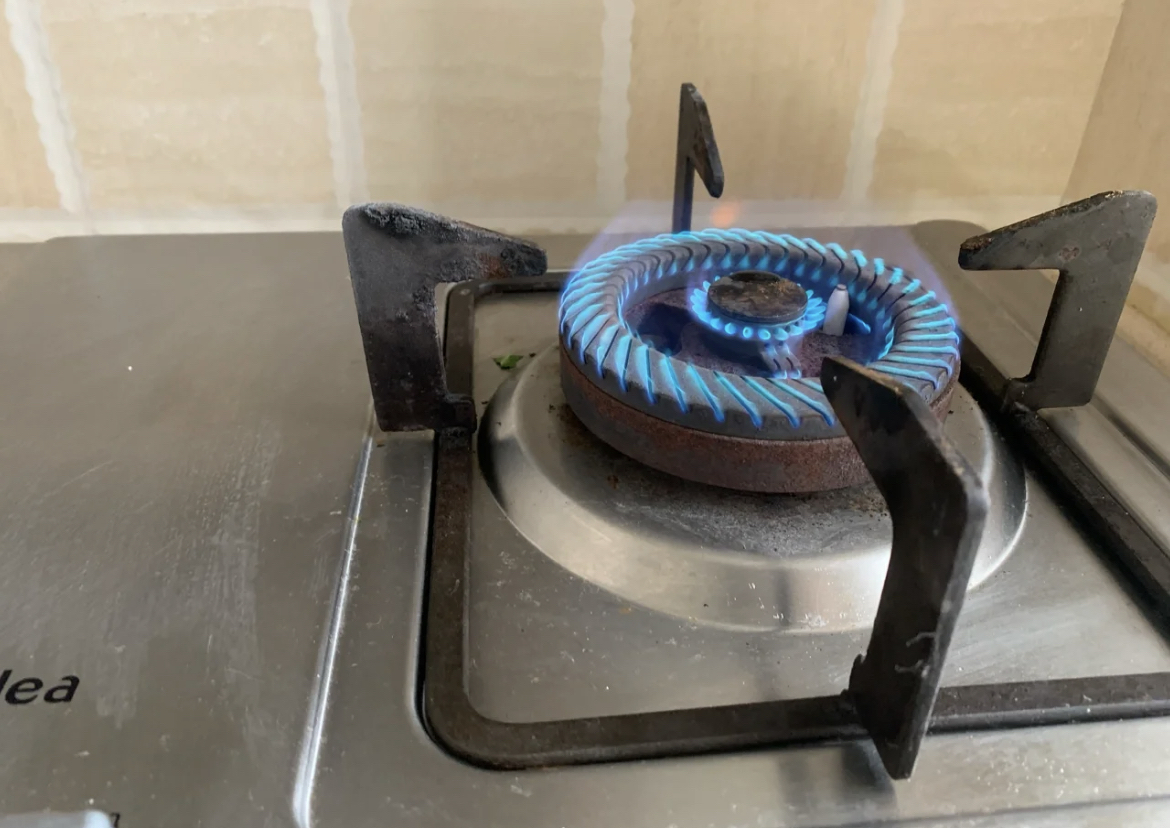 家用燃气灶怎么选要注意什么,燃气灶怎么用是正确的选择