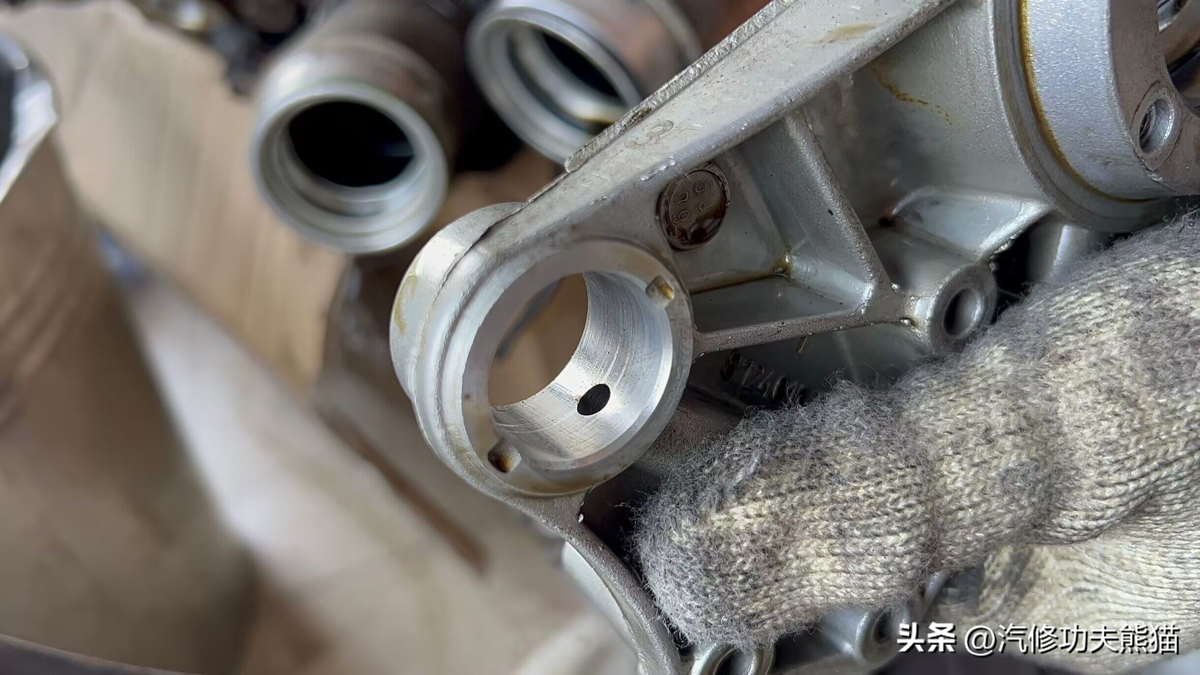 武汉小轿车烧机油处理办法,老款斯柯达烧机油解决方案