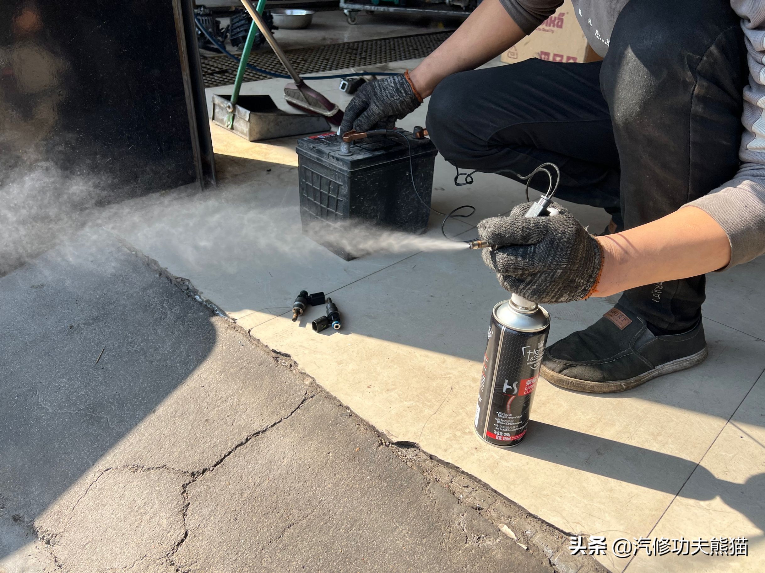 奥迪大众保时捷烧机油专修,2.0t奥迪a6烧机油吗