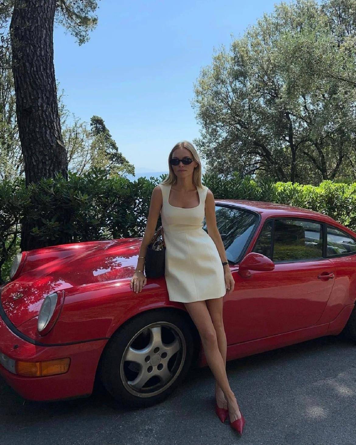 今年最美的夏天连衣裙,今年最佳的夏天裙子