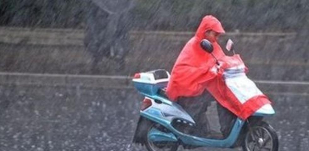 电动车楼道口充电爆燃,电动车楼道充电连环爆炸37次