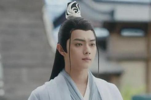 头大身子小的胖头鱼,头大尾小胖头鱼