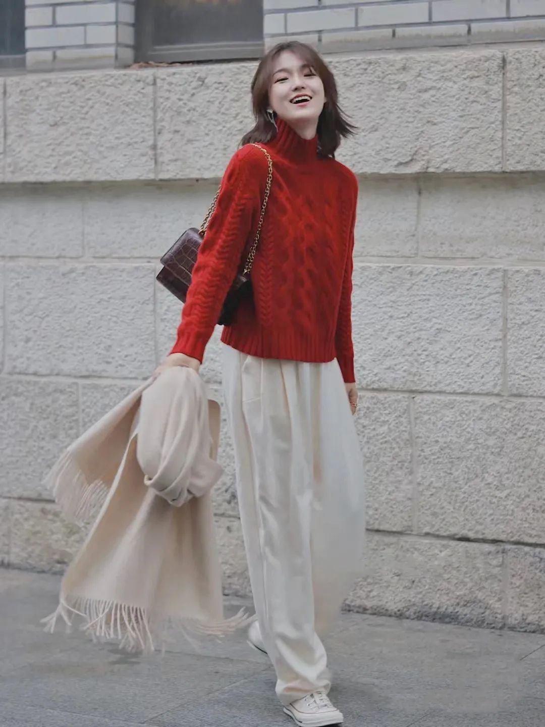 显瘦垂感阔腿慵懒风裤,阔腿裤垂坠感显腿细牛仔裤