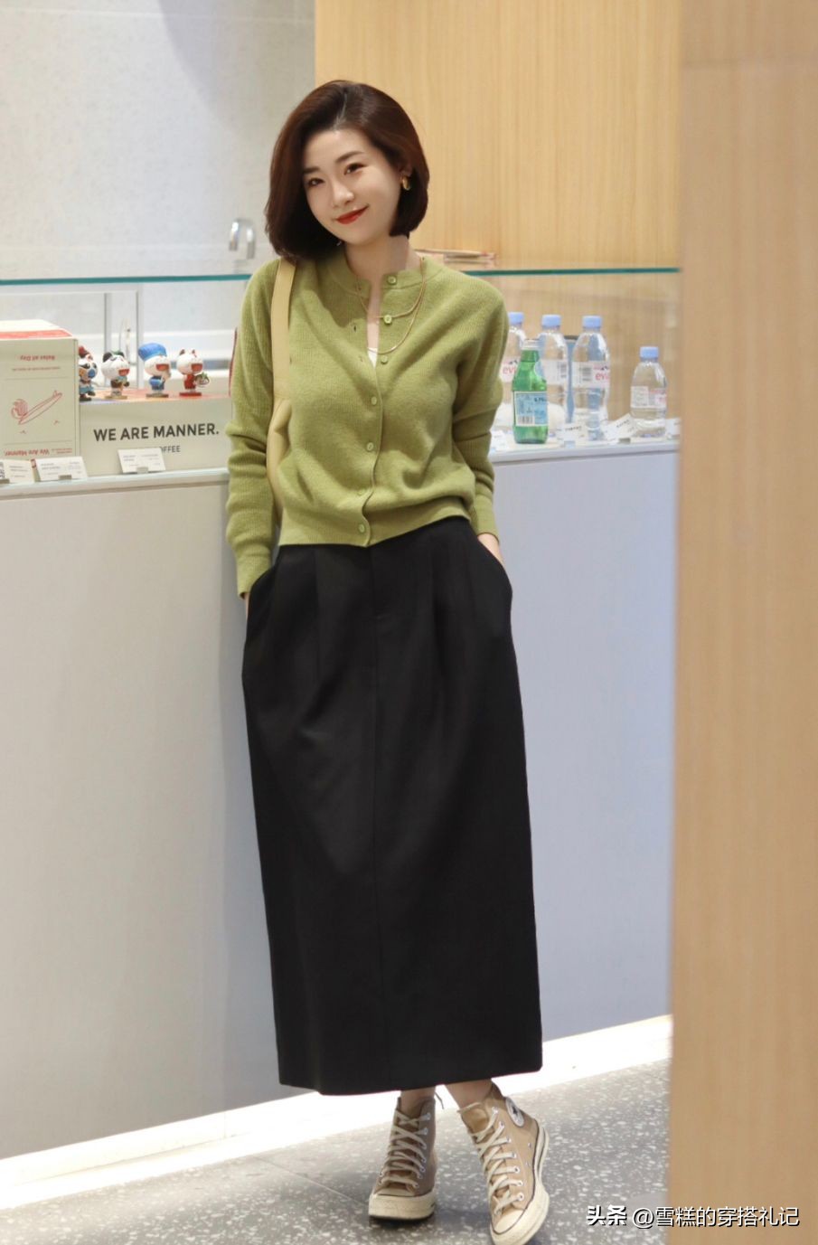 初春穿这4双鞋子经典又时髦,什么鞋子百搭又舒服又耐穿