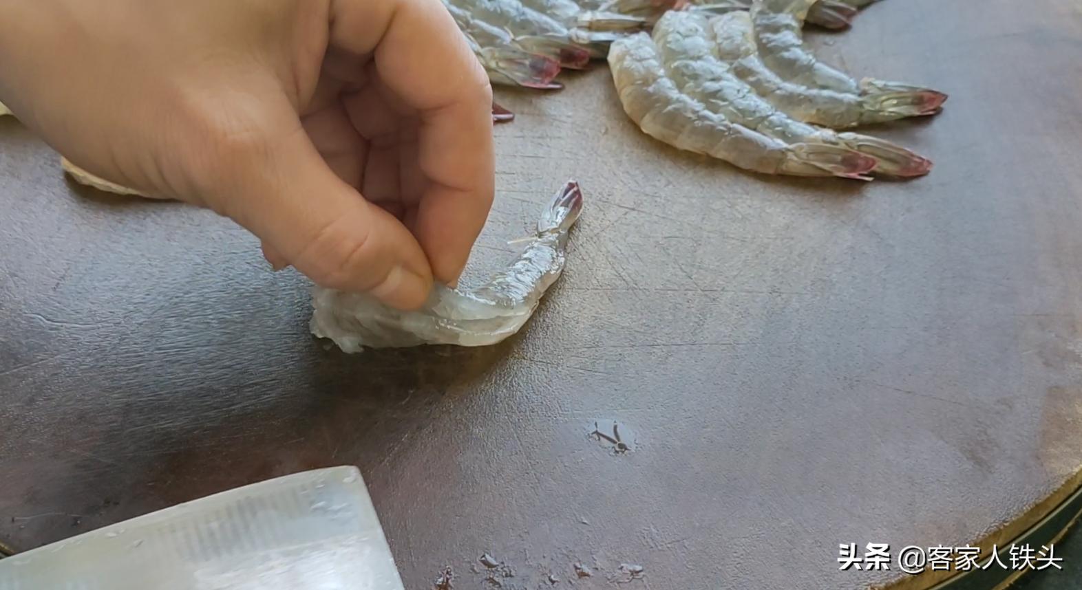 大虾白灼几分钟,大虾白灼要煮几分钟