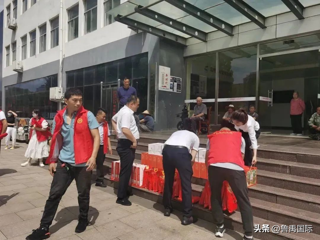 走访慰问老党员志愿服务活动,走访慰问老党员志愿服务