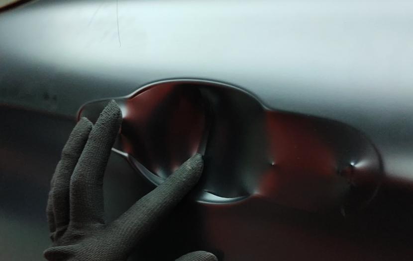 宝马三系320波尔蒂芒蓝改色,宝马3系波尔蒂芒蓝内配颜色