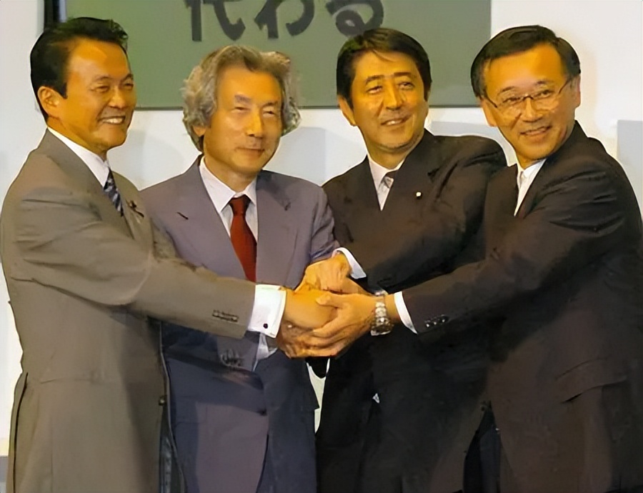 日本前首相安倍晋三演讲时被枪杀,安倍晋三演讲时胸部中枪死亡