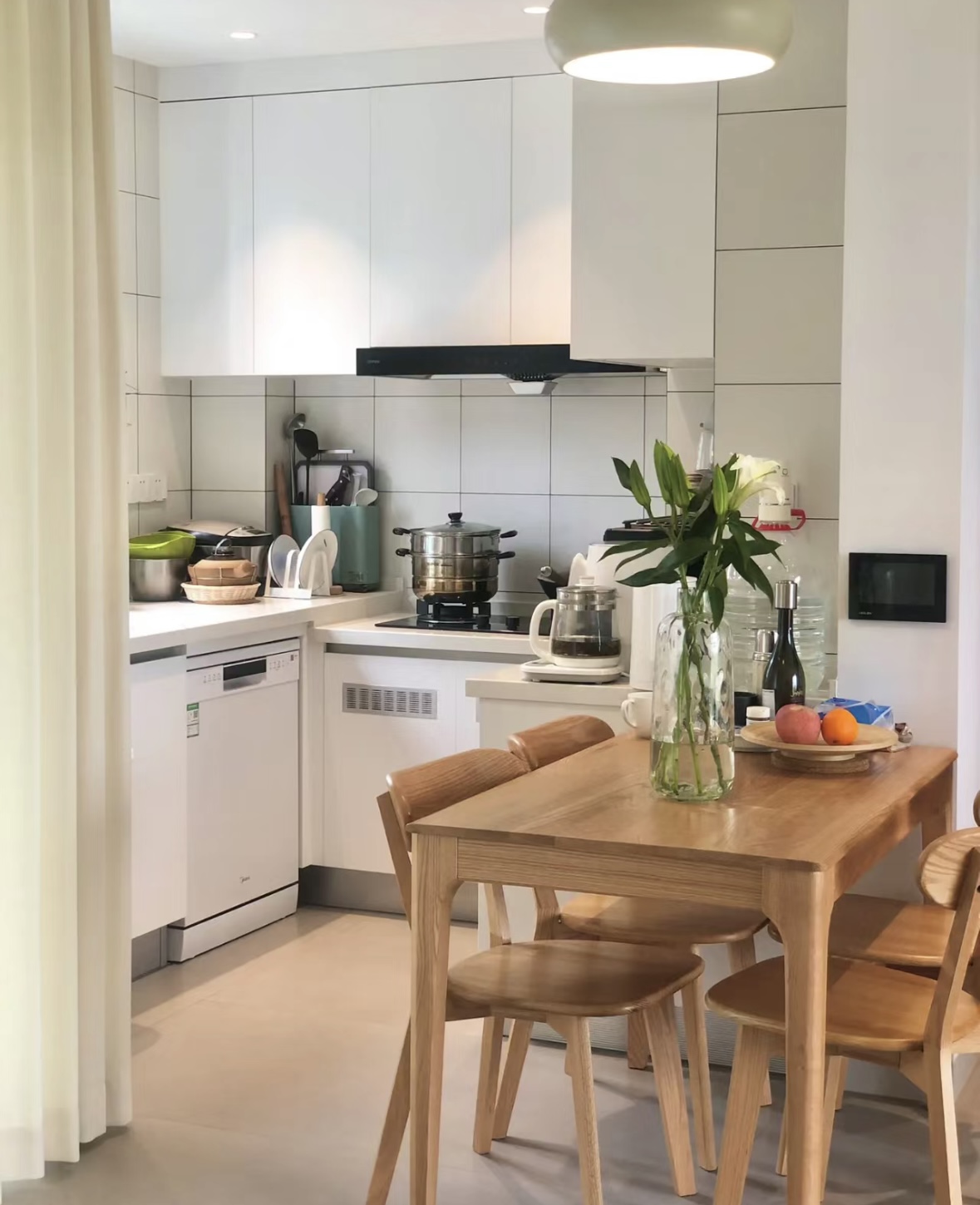 广东夫妇因为太会布置而走红,深圳夫妻装修37平方米房