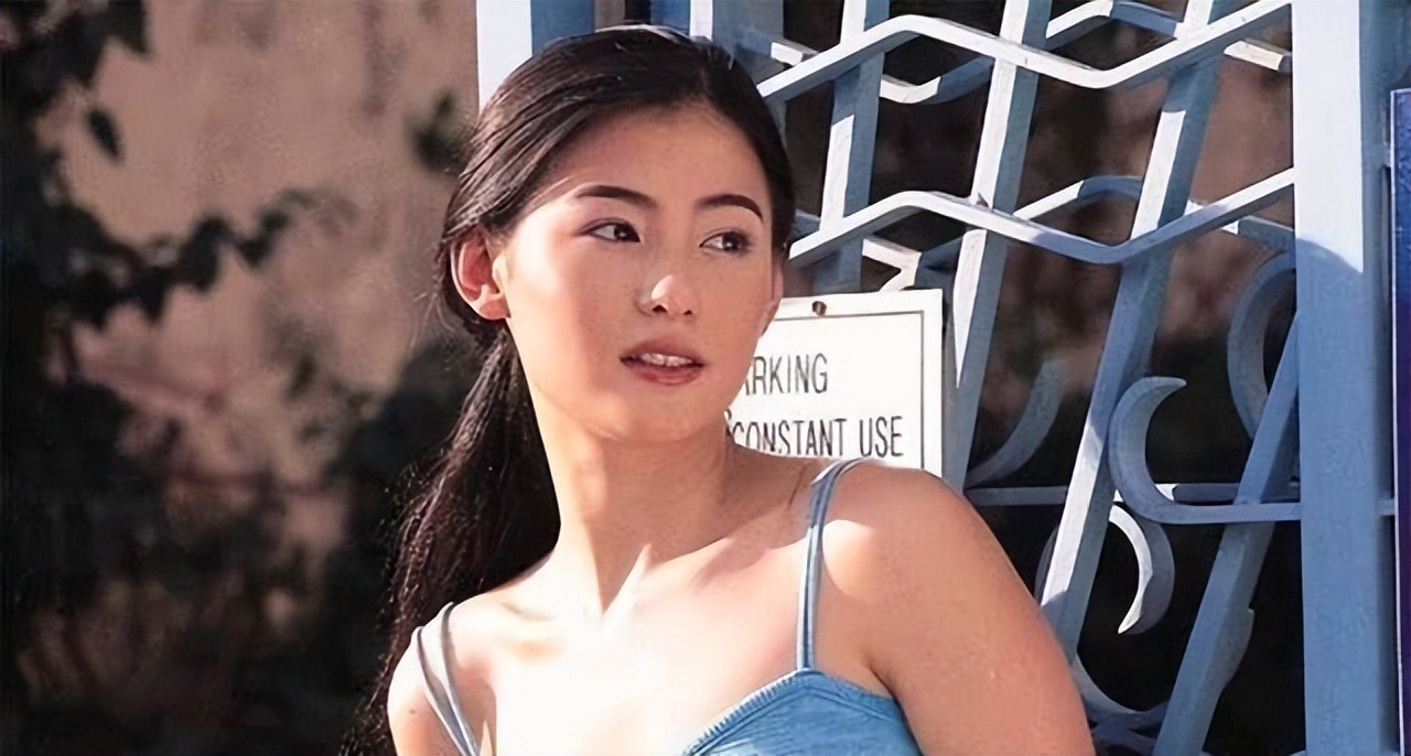 谢霆锋出道当歌手的时候,谢霆锋出道就做主角吗