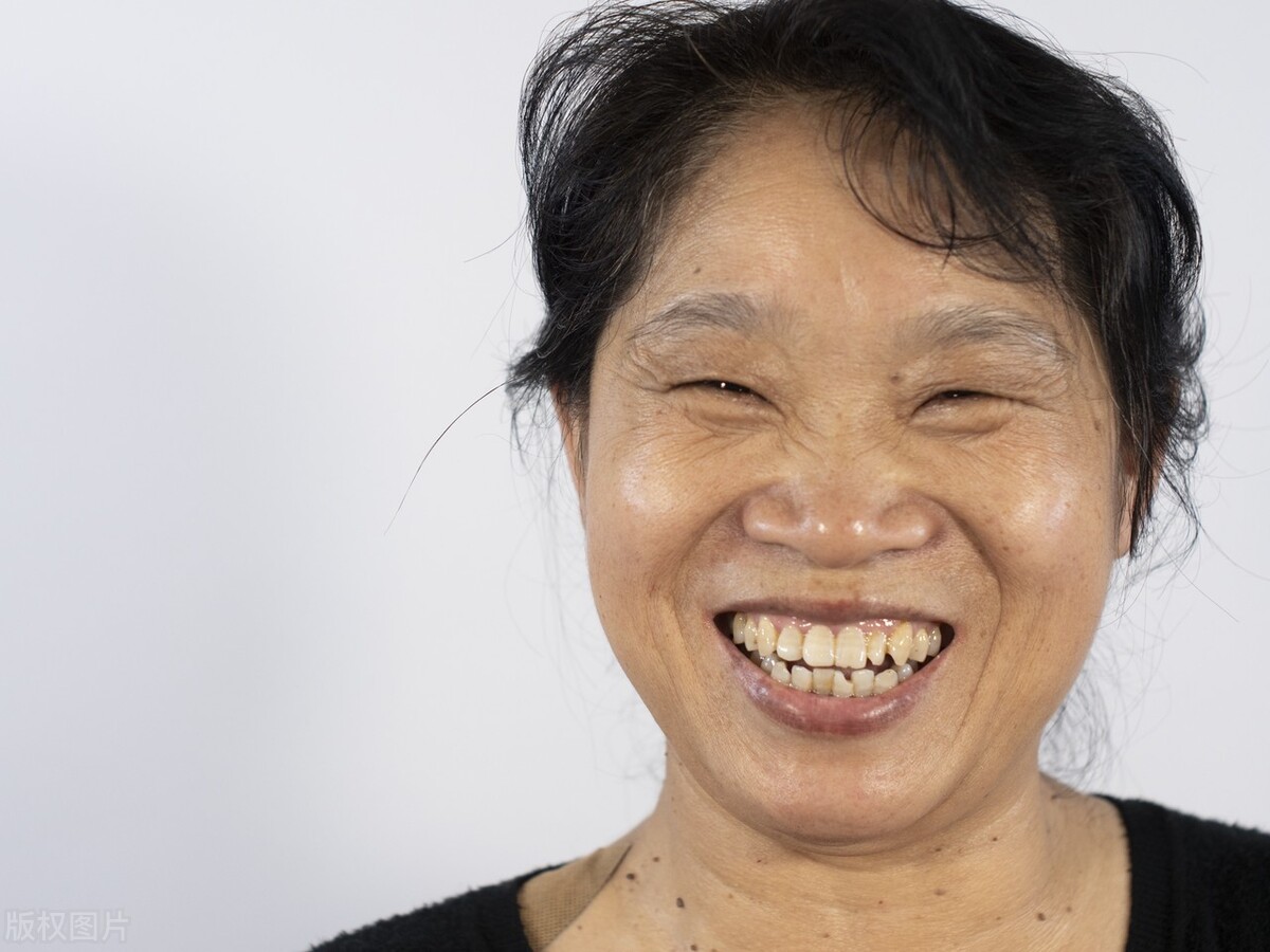 女人老了子宫能收缩吗,女性老了之后子宫会从哪里掉出来