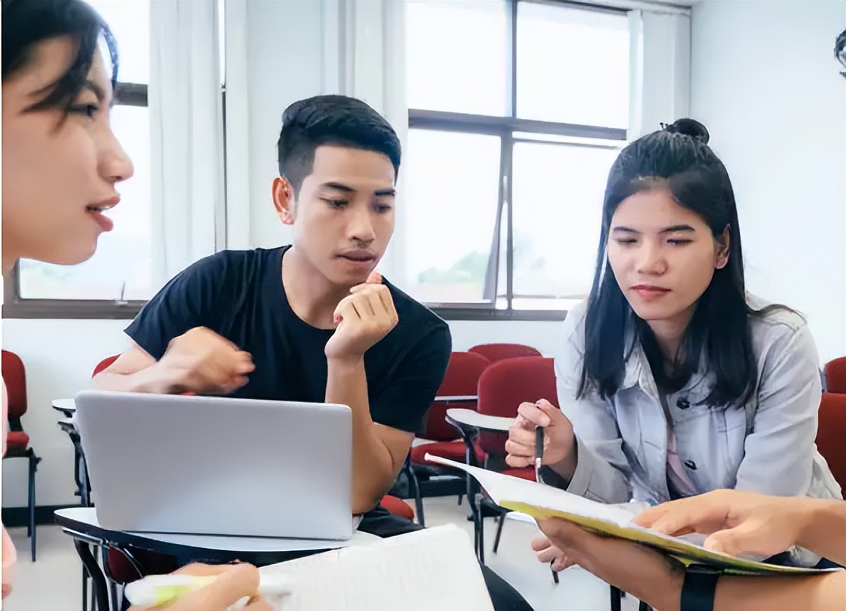 00后低情商辞职信走红老板看后,00后的霸气辞职信